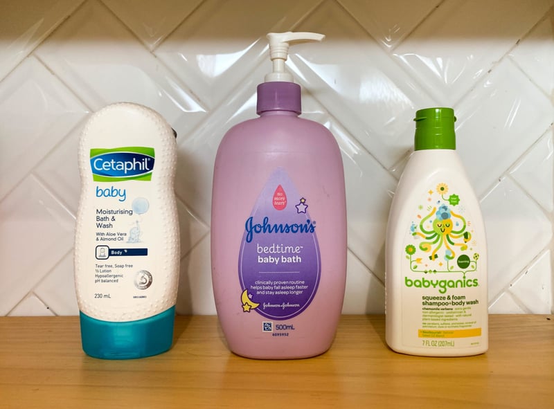 Góc đánh giá sữa tắm dầu gội dành cho trẻ sơ sinh