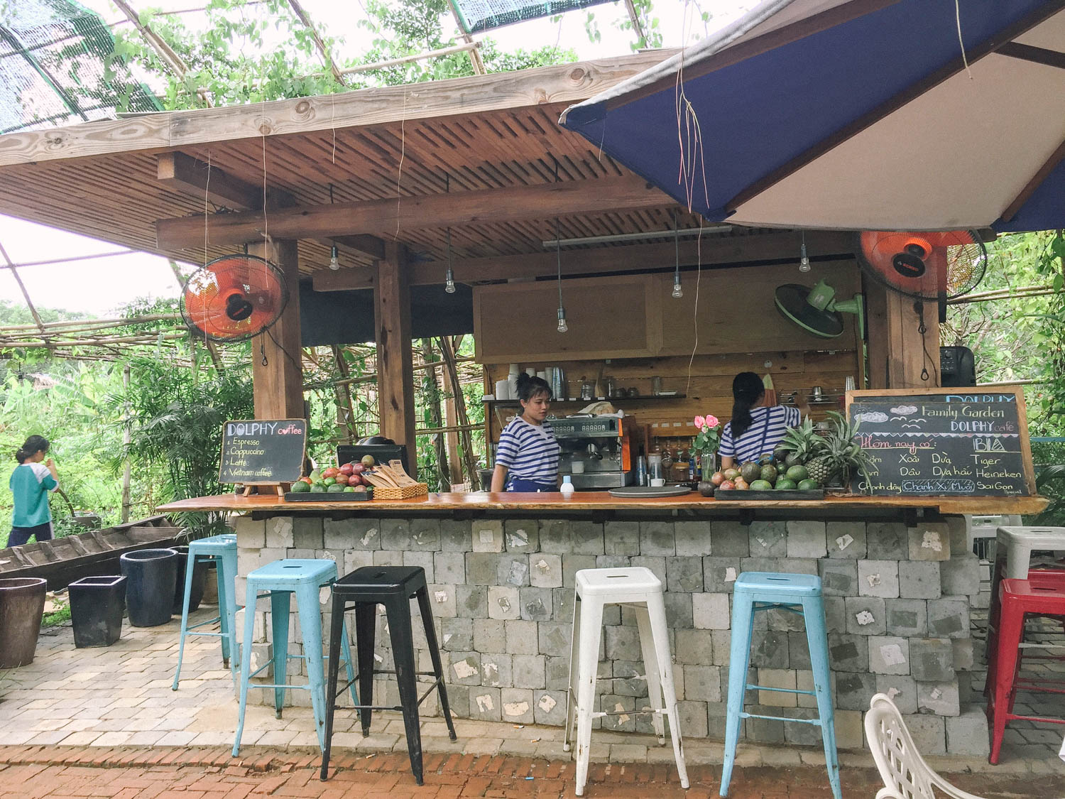 Quầy nước duy nhất ở Family Garden