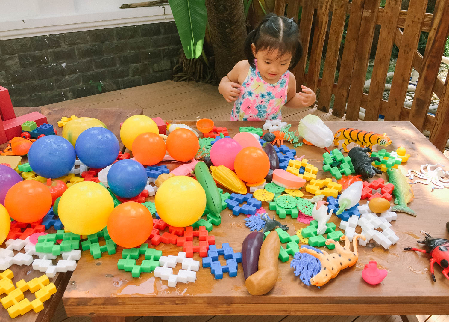 Chia sẻ kinh nghiệm chơi cùng bé khi bạn chỉ muốn nằm nghỉ :)