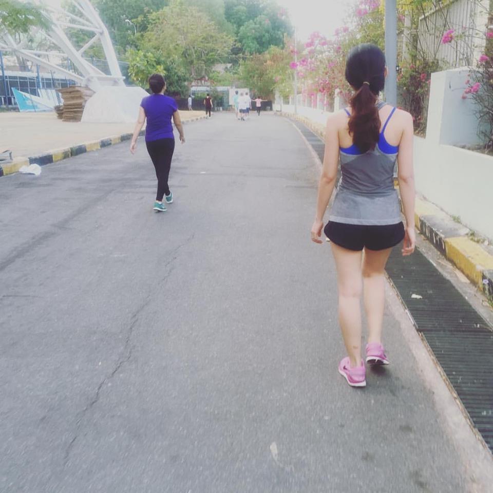 Ngoài yoga, chạy bộ là môn thể thao yêu thích của mình