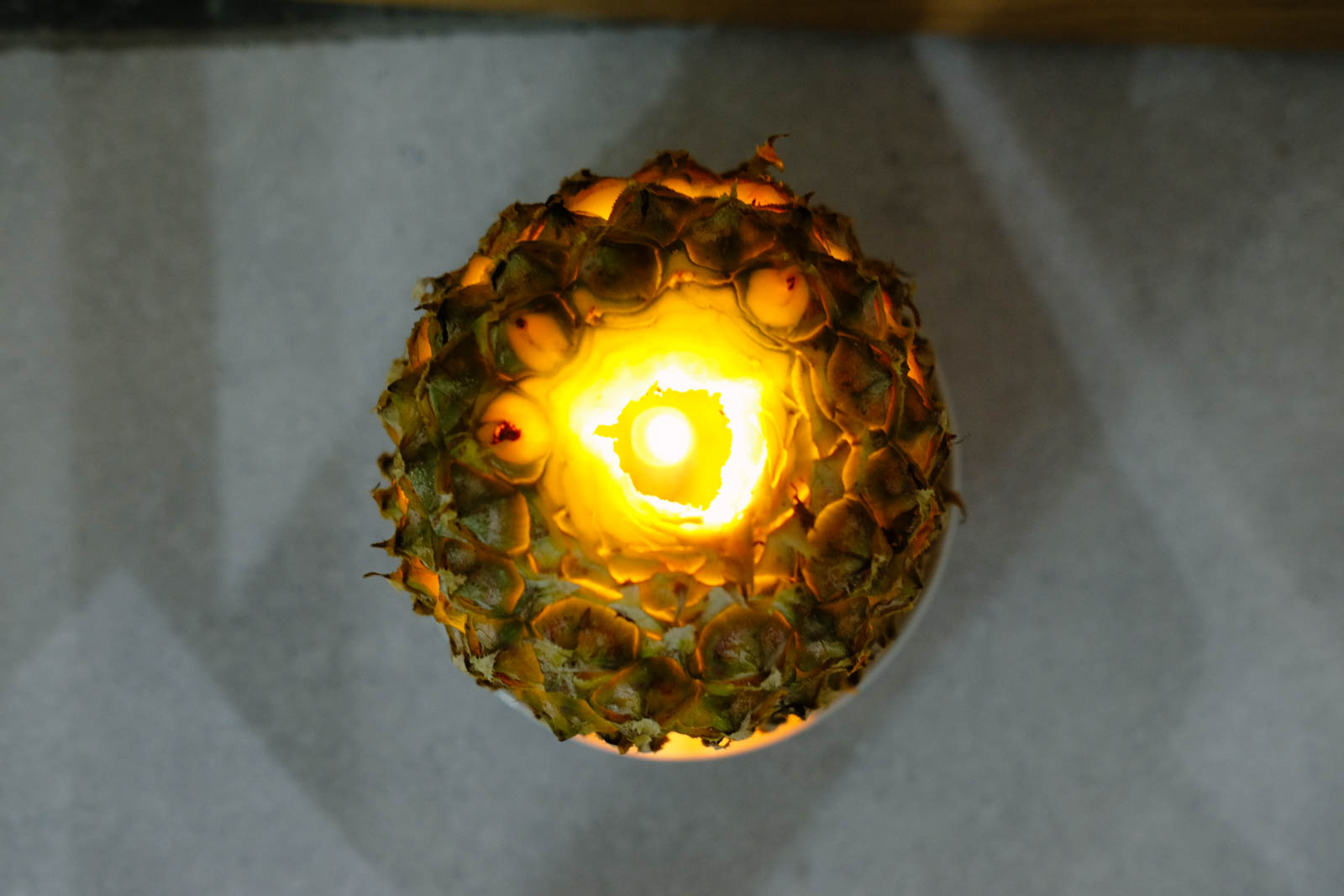 Chia sẻ cách làm nến từ trái thơm tại nhà